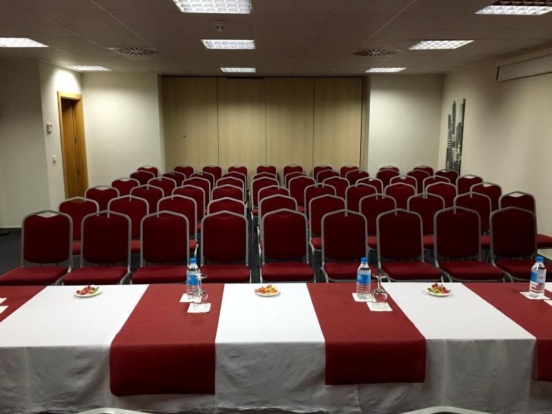 B&B Hotel Madrid Pinar De Las Rozas Dış mekan fotoğraf
